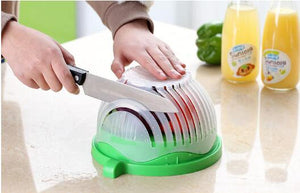 Easy salad tool